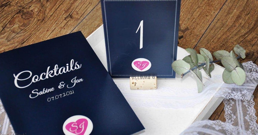 Hochzeitspapeterie - Menü und Getränke Karten src= Hochzeitspapeterie - Menü und Getränke Karten