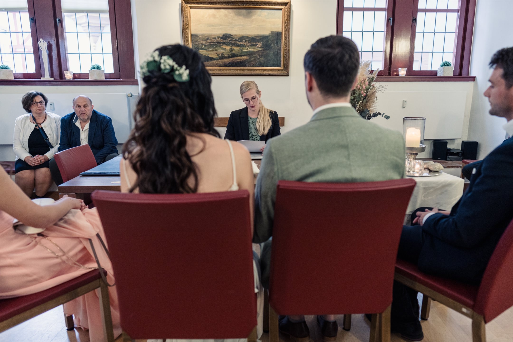 Standesamtliche Trauung von Angela & Sebastian in Marburg mit der Standesbeamtin